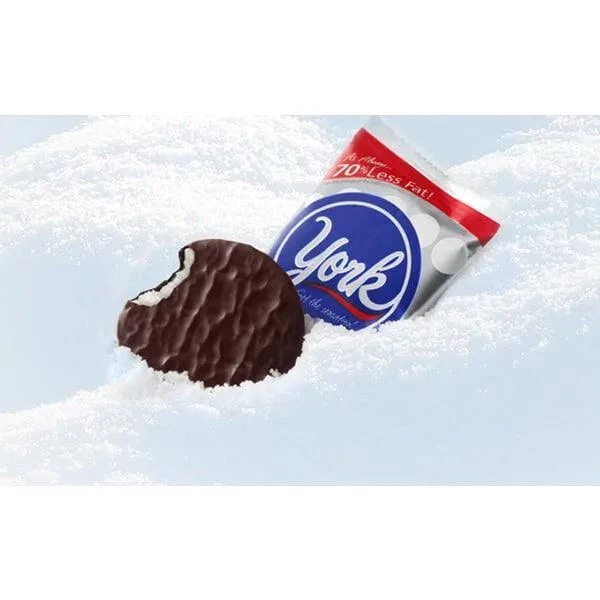 York Peppermint Patties Snack Size Packs: 175-Piece Box 2 York Peppermint Patties Snack Size Packs: 175-Piece Box - Image 2